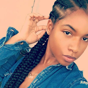 Meet your Posher, Toni